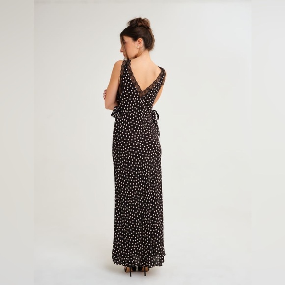 Rumored Dolly Midi Dress - Picture 2 of 10